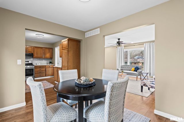 49 Bellerive Road, Springfield, IL 62704