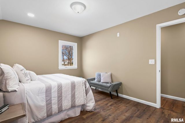 49 Bellerive Road, Springfield, IL 62704