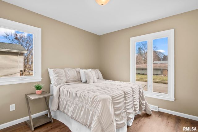 49 Bellerive Road, Springfield, IL 62704