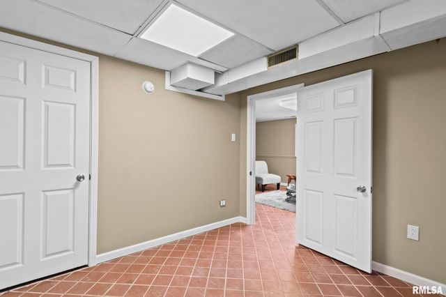 49 Bellerive Road, Springfield, IL 62704