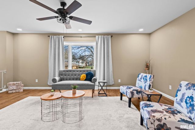 49 Bellerive Road, Springfield, IL 62704