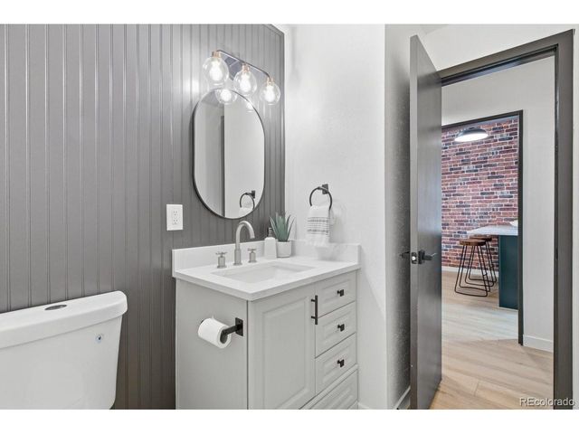 6416 Welch Ct, Arvada, CO 80004