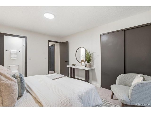 6416 Welch Ct, Arvada, CO 80004