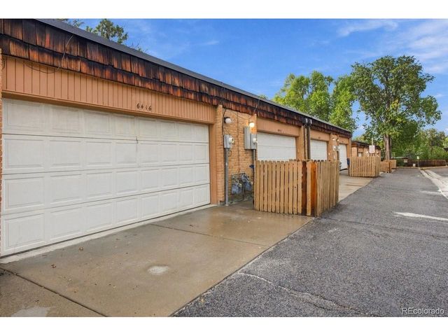 6416 Welch Ct, Arvada, CO 80004