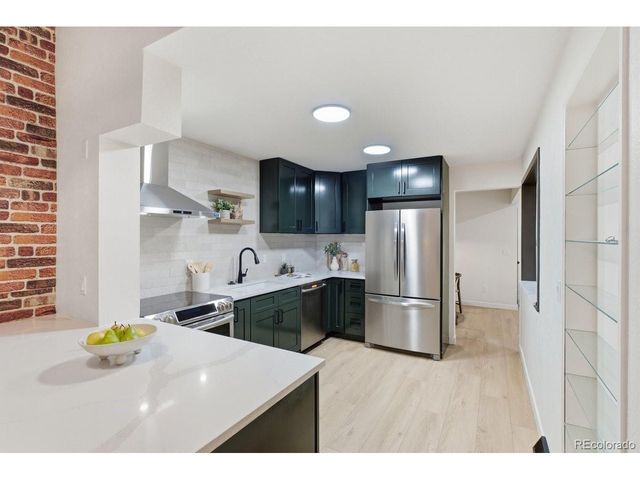 6416 Welch Ct, Arvada, CO 80004