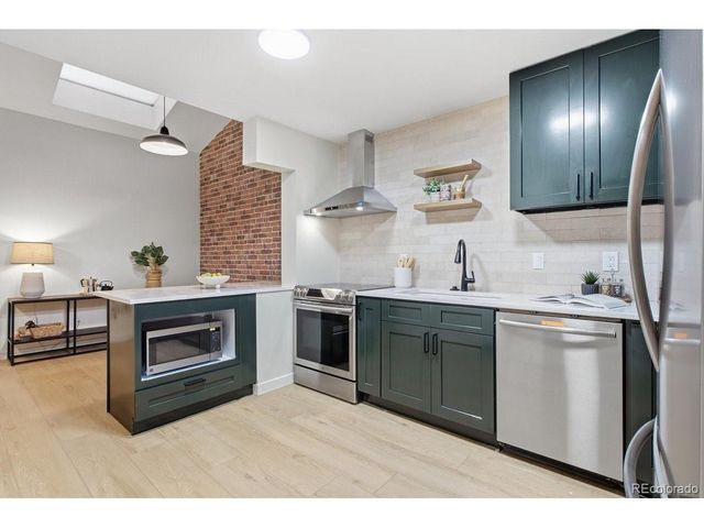 6416 Welch Ct, Arvada, CO 80004