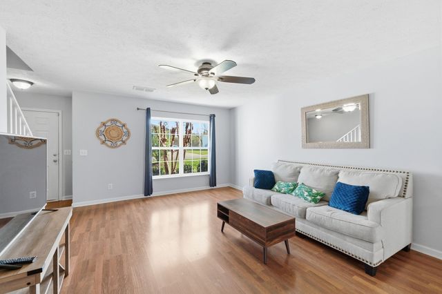 919 Seven Oaks Blvd, Smyrna, TN 37167
