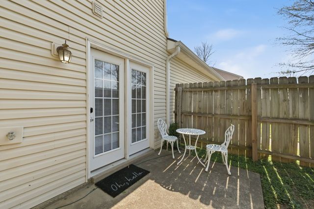 919 Seven Oaks Blvd, Smyrna, TN 37167