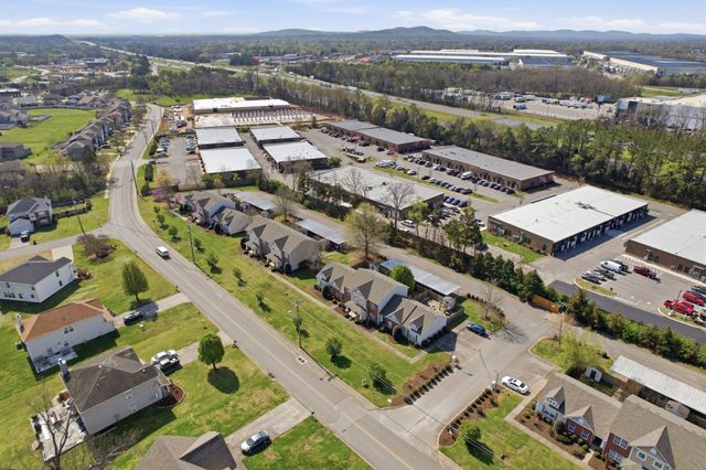 919 Seven Oaks Blvd, Smyrna, TN 37167
