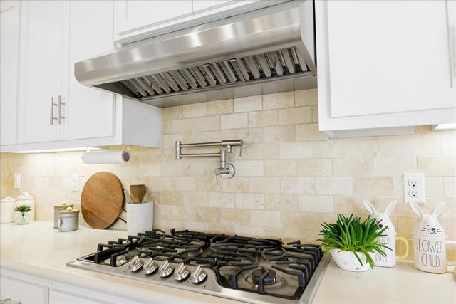 4293 4293 Oak Knoll Dr, Dublin, CA 94568