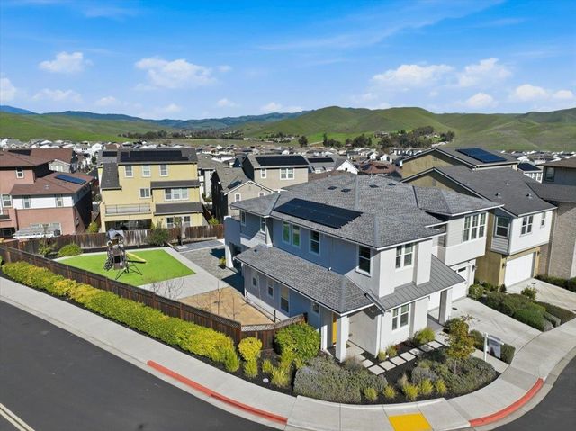 4293 4293 Oak Knoll Dr, Dublin, CA 94568