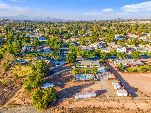 1520 Highridge, Riverside, CA 92506