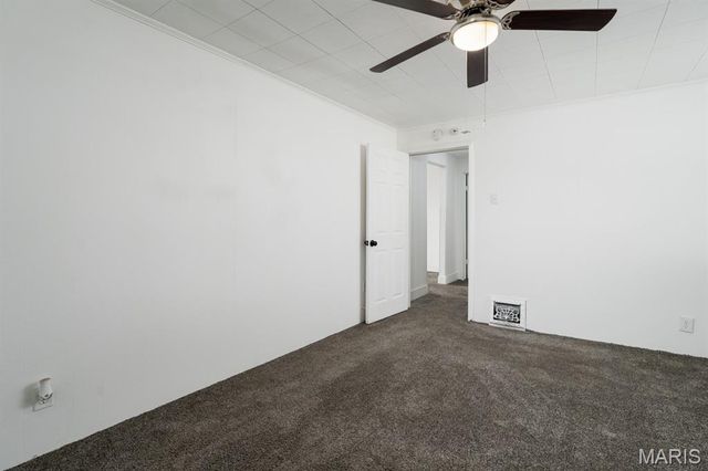 100 W 3rd Street, Hartford, IL 62048