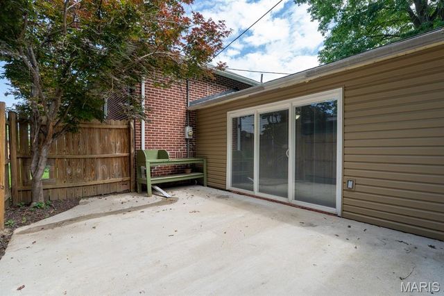100 W 3rd Street, Hartford, IL 62048