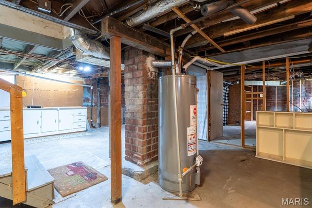 100 W 3rd Street, Hartford, IL 62048