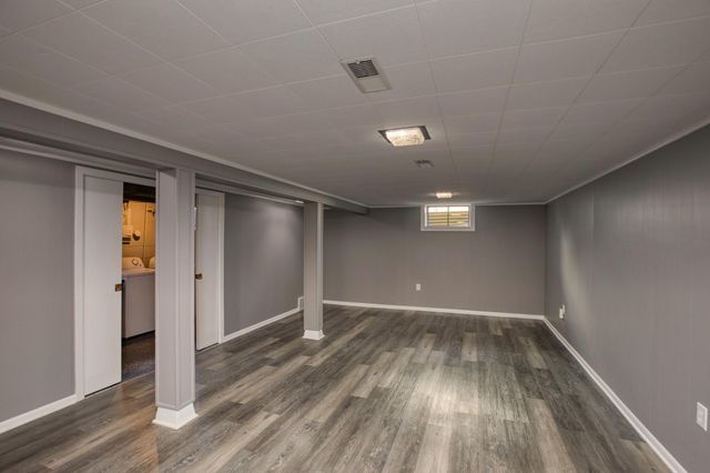 5908 Thomas Avenue S, Minneapolis, MN 55410