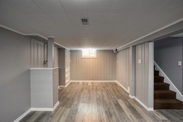 5908 Thomas Avenue S, Minneapolis, MN 55410