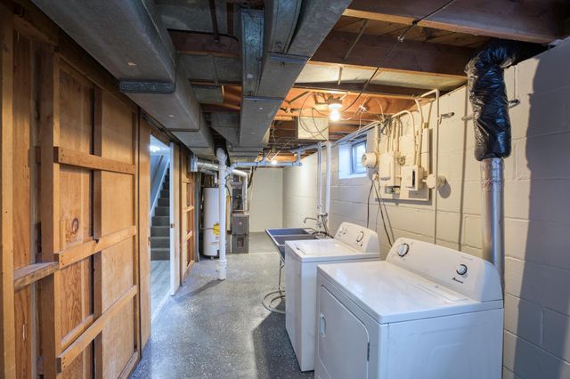 5908 Thomas Avenue S, Minneapolis, MN 55410