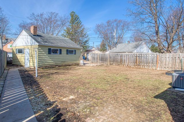 5908 Thomas Avenue S, Minneapolis, MN 55410