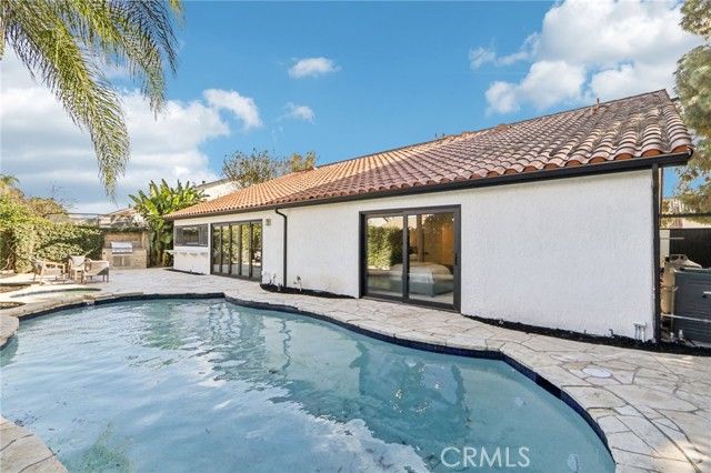 22925 Styles, Woodland Hills (los Angeles), CA 91367