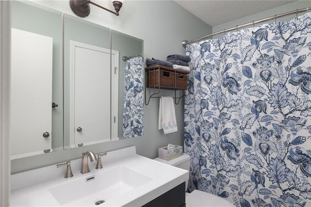 1029 Eldridge Street, Lawrence, KS 66049