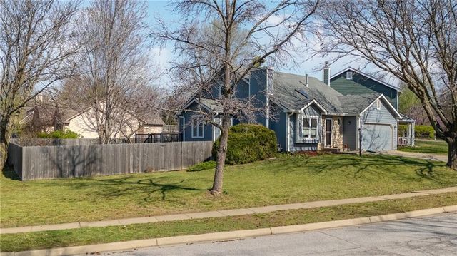 1029 Eldridge Street, Lawrence, KS 66049