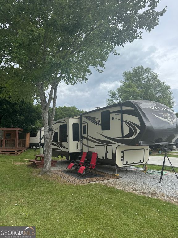 15 Holiday Rambler Lane, Dillard, GA 30537