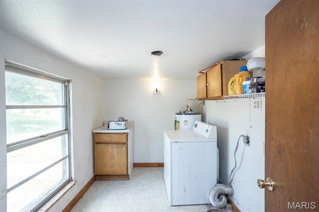 200 S Frisco, Crocker, MO 65452