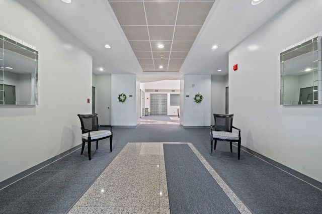 90 Sea St 120, Weymouth, MA 02191
