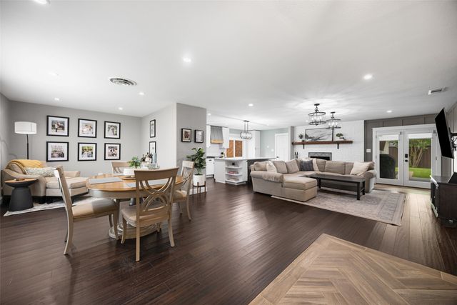 1404 Oakhill Drive, Plano, TX 75075