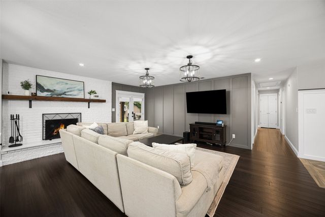 1404 Oakhill Drive, Plano, TX 75075