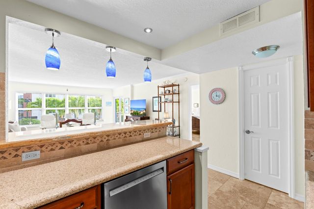 3000 E Sunrise Blvd 2E, Fort Lauderdale, FL 33304