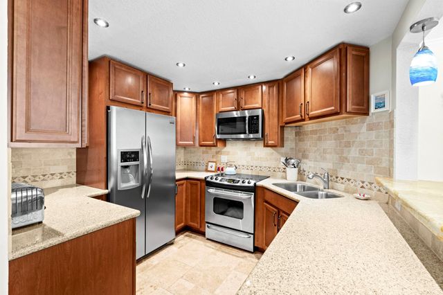 3000 E Sunrise Blvd 2E, Fort Lauderdale, FL 33304