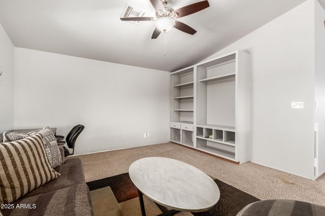 3940 W PARK VIEW Lane, Glendale, AZ 85310