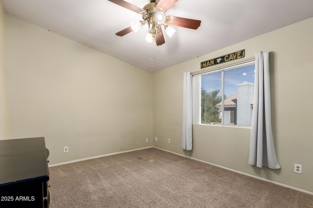 3940 W PARK VIEW Lane, Glendale, AZ 85310