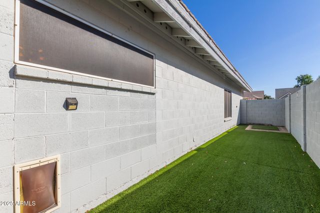 3940 W PARK VIEW Lane, Glendale, AZ 85310