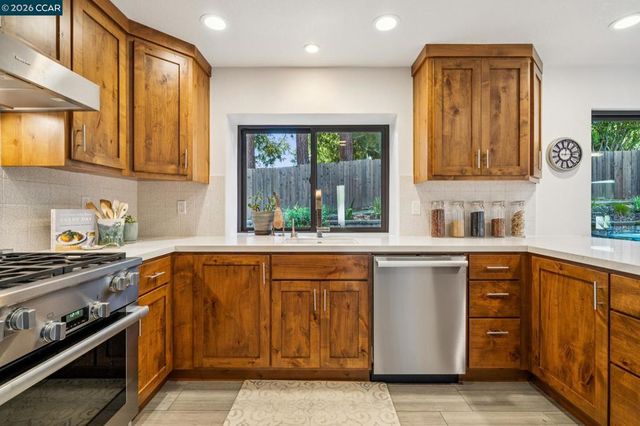 736 Twinview Pl, Pleasant Hill, CA 94523