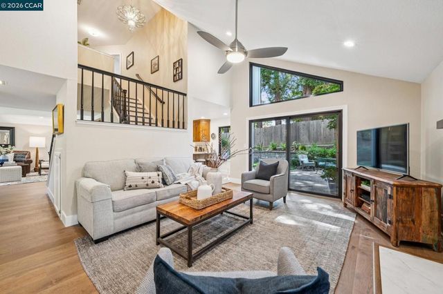 736 Twinview Pl, Pleasant Hill, CA 94523