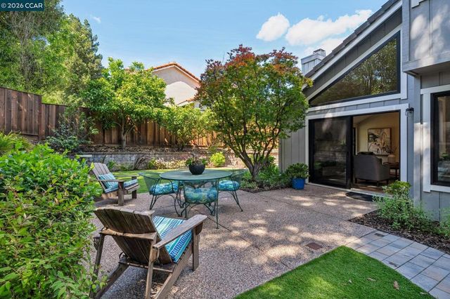 736 Twinview Pl, Pleasant Hill, CA 94523