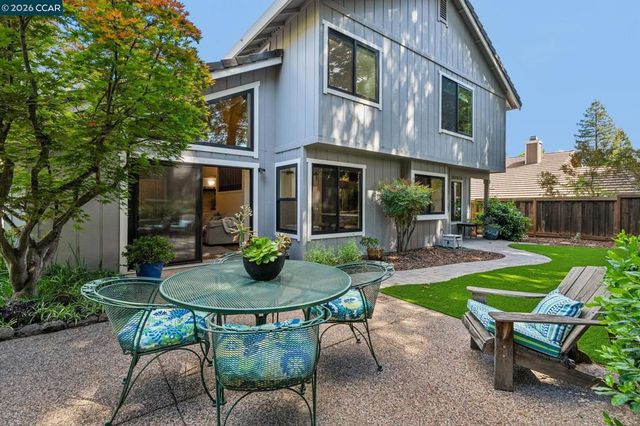 736 Twinview Pl, Pleasant Hill, CA 94523