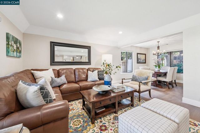 736 Twinview Pl, Pleasant Hill, CA 94523