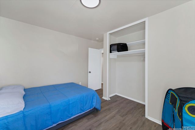 4931 Bayhead, San Antonio, TX 78220