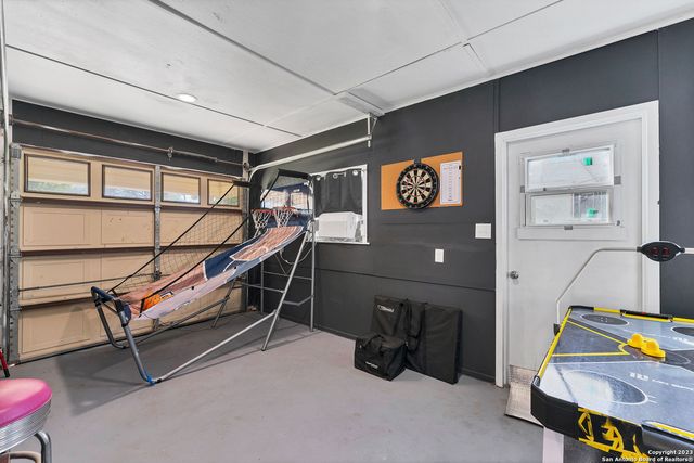 4931 Bayhead, San Antonio, TX 78220