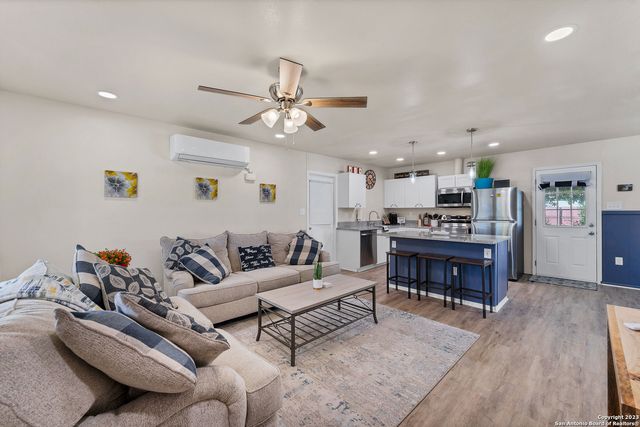 4931 Bayhead, San Antonio, TX 78220