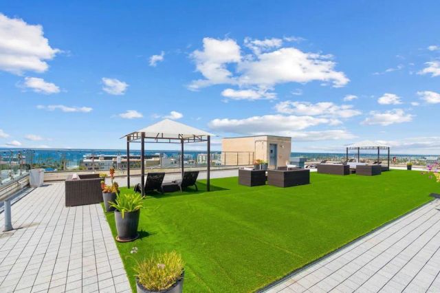 550 Seagaze Drive 23, Oceanside, CA 92054