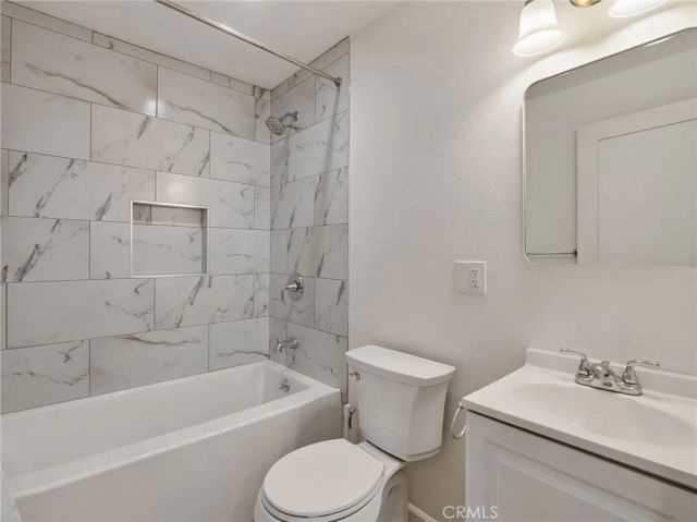 1028 E 10th, Long Beach, CA 90813