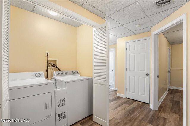 2 Red Oak Court, Monroe, NJ 08831