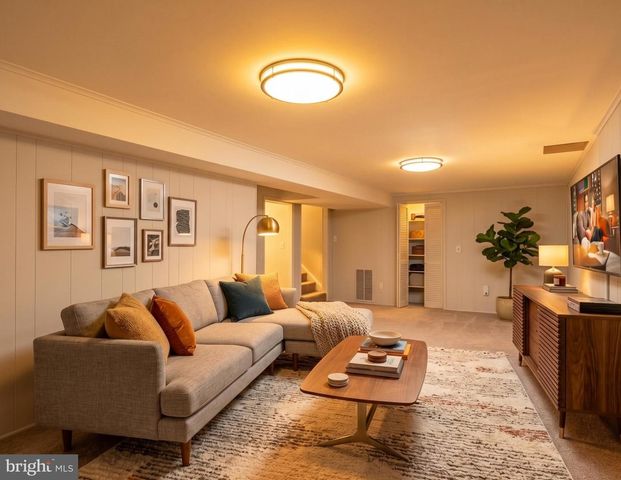 7426 NANCEMOND ST, Springfield, VA 22150