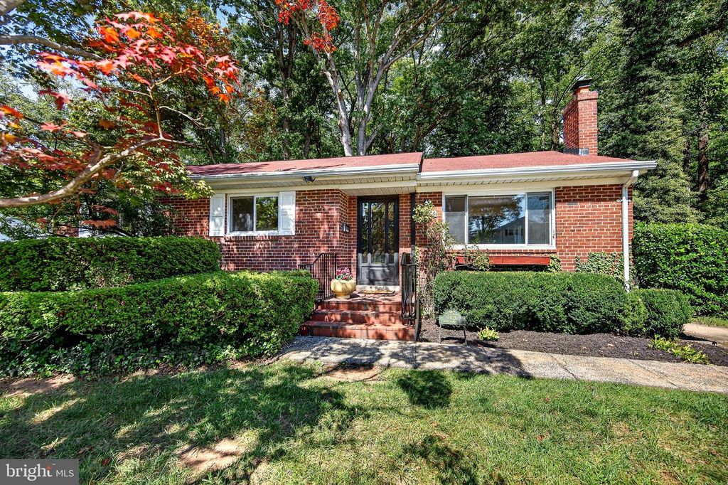 7426 NANCEMOND ST, Springfield, VA 22150