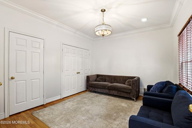27 Windermere Street, Lakewood, NJ 08701